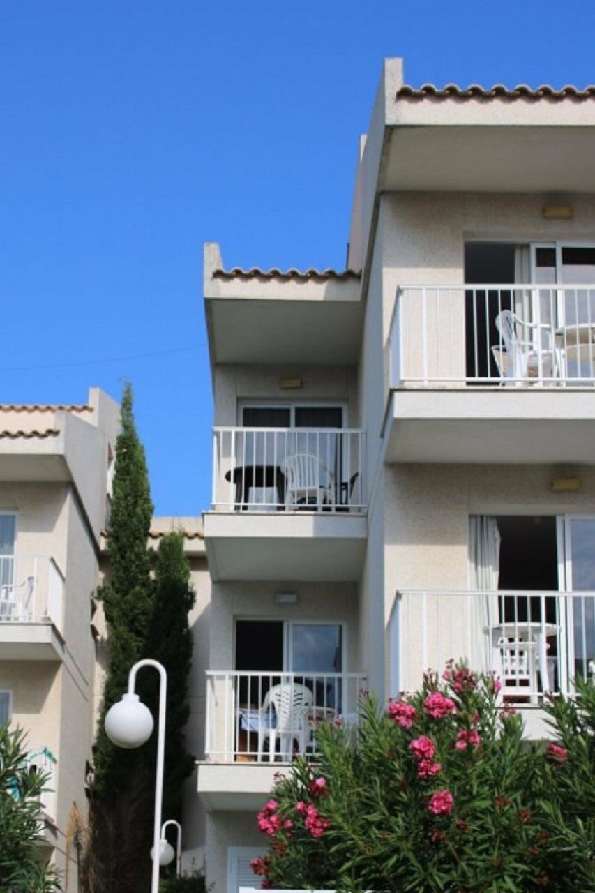 Llevant Apartments Port de Pollença Eksteriør bilde